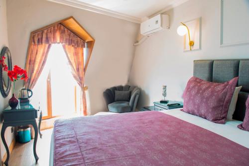 Hotel Daphne - image 10