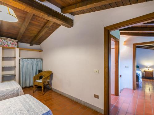 Apartment Podere Sondino-Apt-Casa di Pietro by Interhome