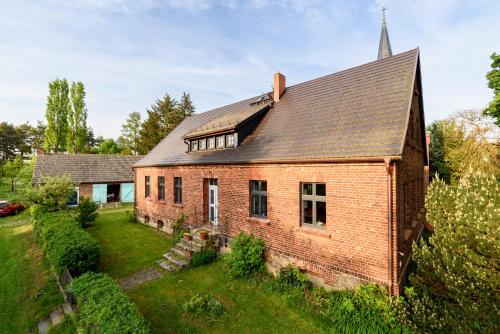 Alte Dorfschule im Spreewald in Schwielochsee, Deutschland