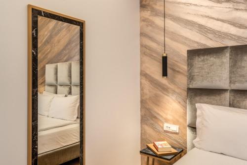 Superior Double Room image 10