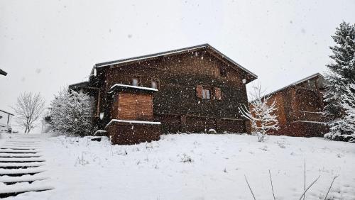 ทัศนียภาพภายนอกโรงแรม, Le Petit Lynx - Chalet cocooning Haut Jura in แซ็ง-ปิแยร์