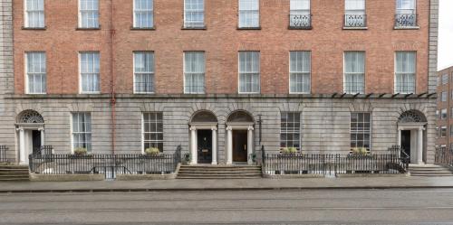 Albany House - image 12