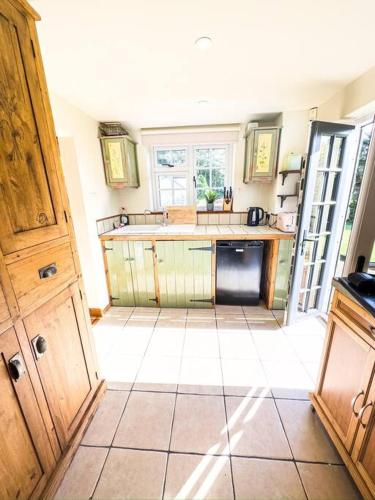 The Snug, Beautiful Country Retreat in Priston Village