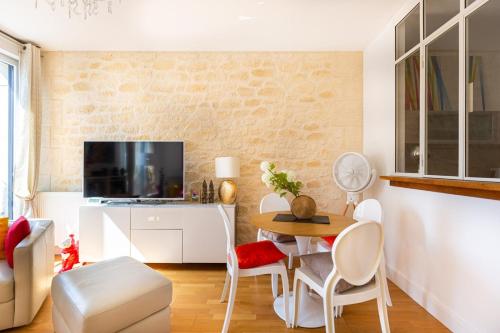 GuestReady - Bright Apt in city centre w/ Parking, Bordeaux (Foto 8)