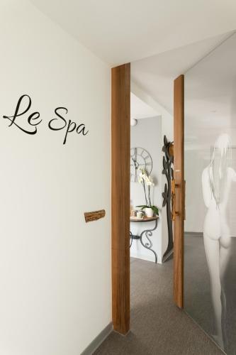 Golfe Hotel - image 9