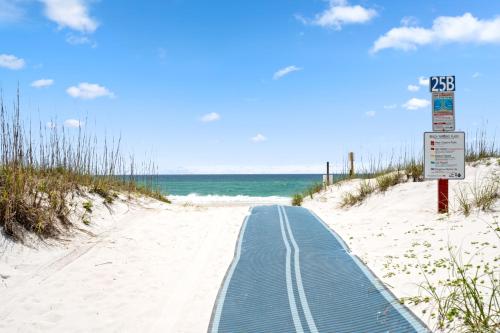 Holiday Home image 9
