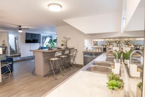 Shared lounge/TV area, Casa Espejos Sauzal with AC and Private Parking in El Sauzal