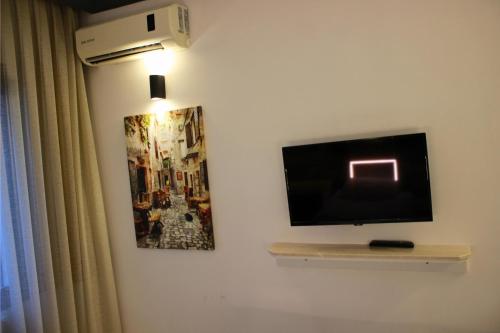 Hotel Peninsula - image 6