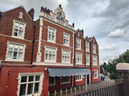 Crewe Arms Hotel