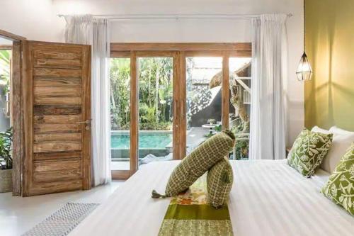 Indah 3BR Private Pool Villa Seminyak