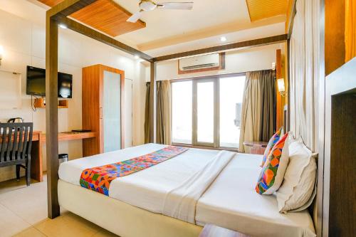 FabHotel Prime Devanshi Inn