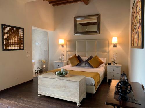 Florence Art Apartments - image 11