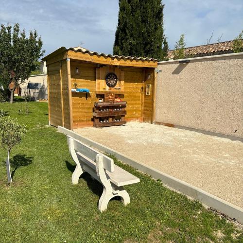 Studio indépendant au pied des dentelles de Montmirail