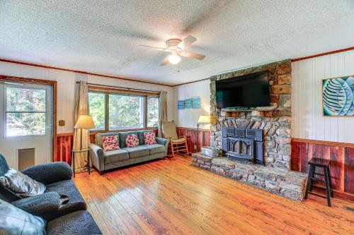 Charming Butler Vacation Rental Near Watauga Lake! in Butler, USA