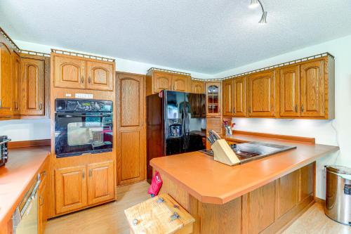 Charming Butler Vacation Rental Near Watauga Lake! in Butler, USA