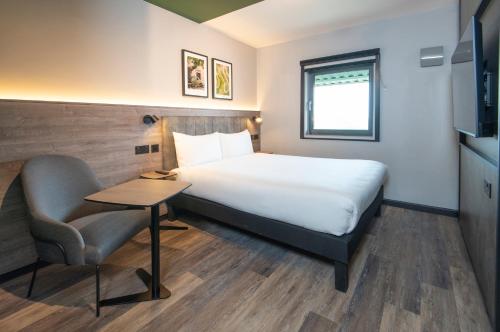 ibis London Gatwick Airport - image 8