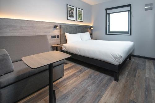 1 double bed, 1 sofa bed