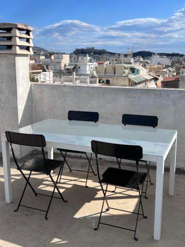 PDCenter (Acropolis View) - image 11