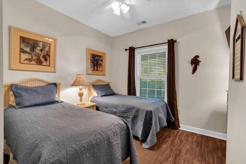 Main Level End Unit Condo In North Myrtle Beach in North Myrtle Beach, USA
