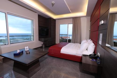 Ibiza Hotel in Wata Slam