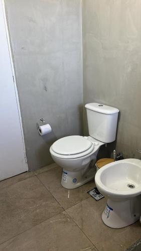 2 bedrooms, 6 beds