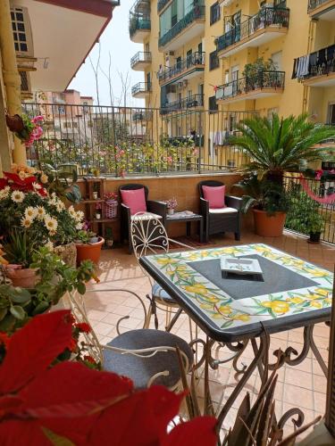 ポルティチ La Terrazza di Monica & Teresa 3つ星 ホテル ロビー