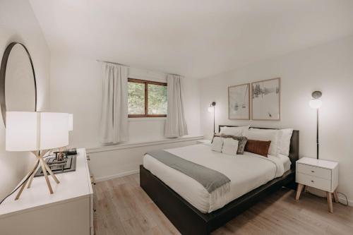64SW - Pets Ok - Wood Stove - Sleeps 4 condo, Glacier (zdjęcie 8)