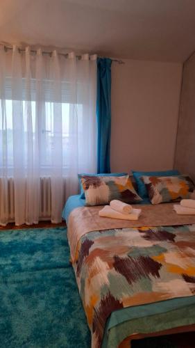 Plavi Tirkiz Plavi Tirkiz