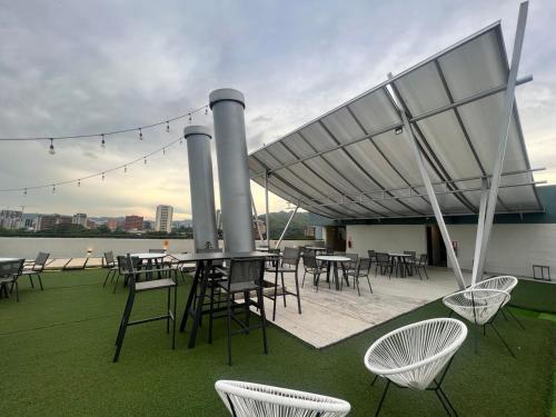 Kilátás, Hotel GH Guaparo Suites Valencia near Arturo Michelena nemzetközi repülőtér