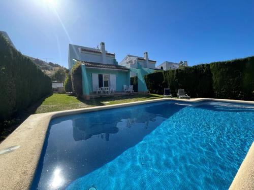 Exterior view, Villa Pinaret 5 near Bar Restaurante Cosme