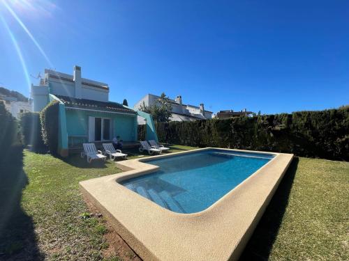 Exterior view, Villa Pinaret 5 near Bar Restaurante Cosme