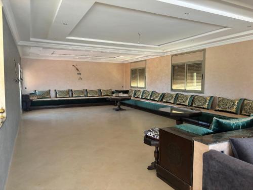 Charmante villa avec piscine DAR LUD in Talamanzou