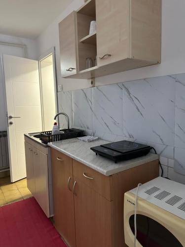 Day & Night Apartment - image 4
