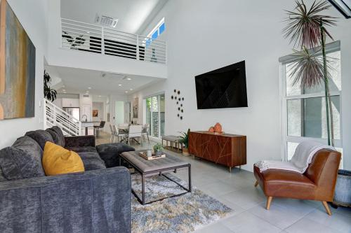 The Luxe Vibe in Palm Springs, USA
