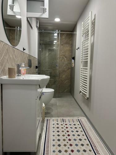 Day & Night Apartment - image 11
