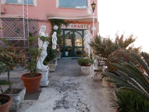 Grande Albergo Abruzzo - image 8