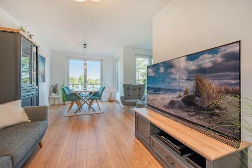 Apartment with Lake View