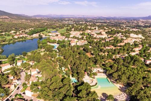 Village Pont Royal en Provence - maeva Home - Appartement lumineux 4 Pièces 86