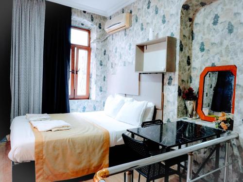 Ease Inn - image 6