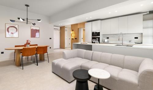 CRETA ELENA SUITE - Tap to explore photos