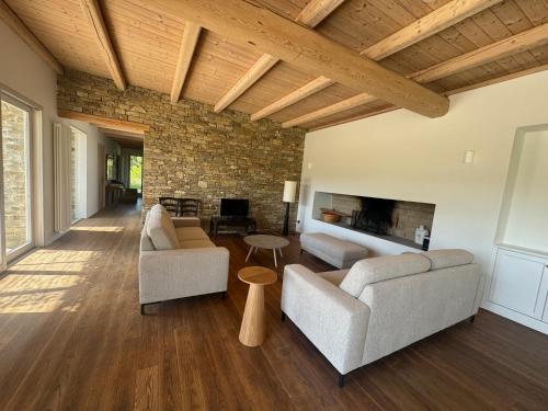 Villa La Ginestra Piemonte with private pool