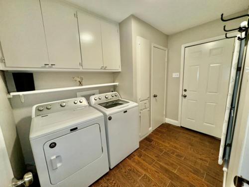 4bd Airport Haven: 8mins Away - BBQ - Games in Irving, USA
