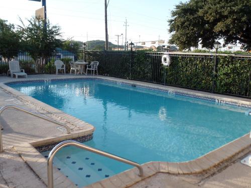 泳池, Lone Star Inn Kerrville/Fredericksburg in 克爾維爾