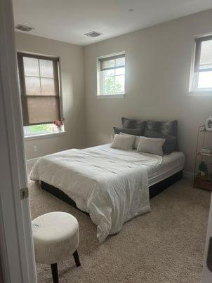 Spacious 2Bdrm 2Bath