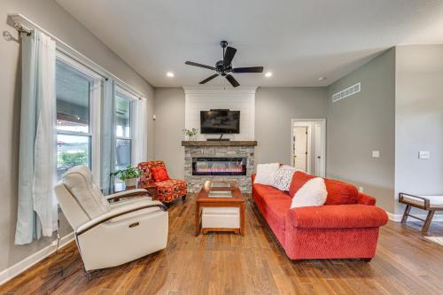Platte City Retreat with Patio, Near Kansas City! in Platte City, USA