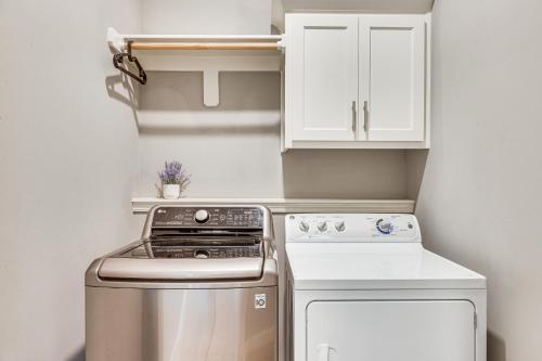 Platte City Retreat with Patio, Near Kansas City! in Platte City, USA