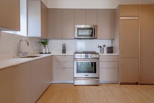BRAND NEW Charming Studio near Sawtelle & UCLA in Los Angeles, USA