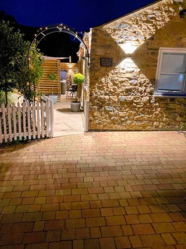 Viesnīcas āriene, Tranquil retreat with hot tub in Stoke Bruerne