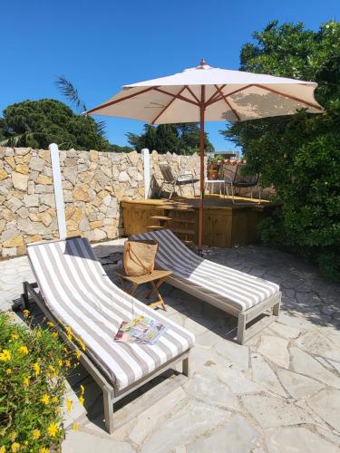 Maison Fruitier with pool at 15m from the Beach