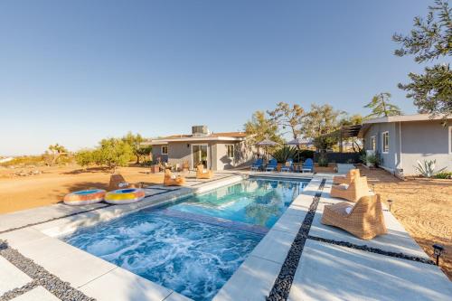 Trailblazer by AvantStay Modern JT Home w Pool